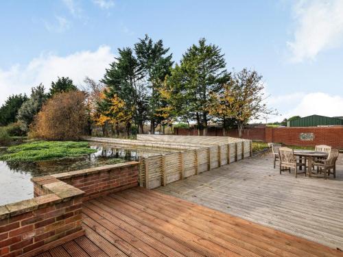 Gimingham House | River View