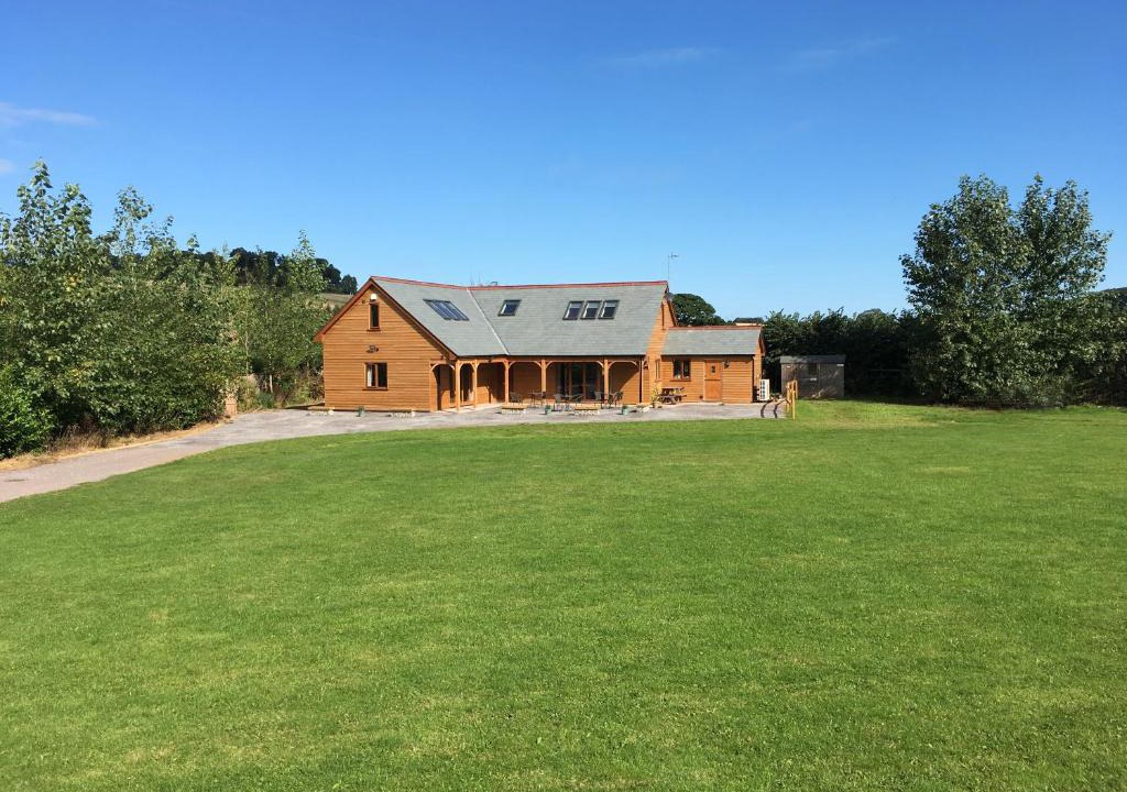Old Cleeve House | Riverside Lodge, Watchet