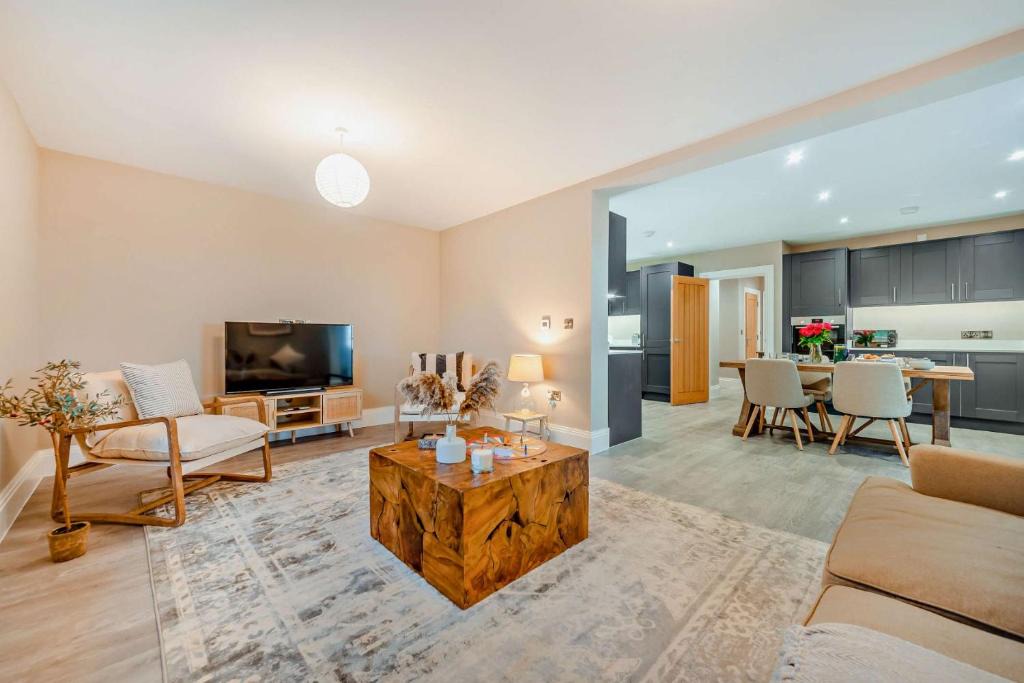 Burford House | Riverview