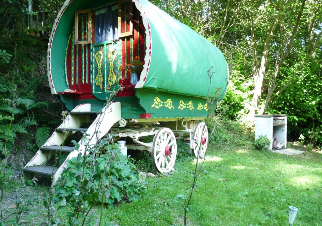 Rhydlewis House | Romany Wagon & Cwtch with your own private 1 acer