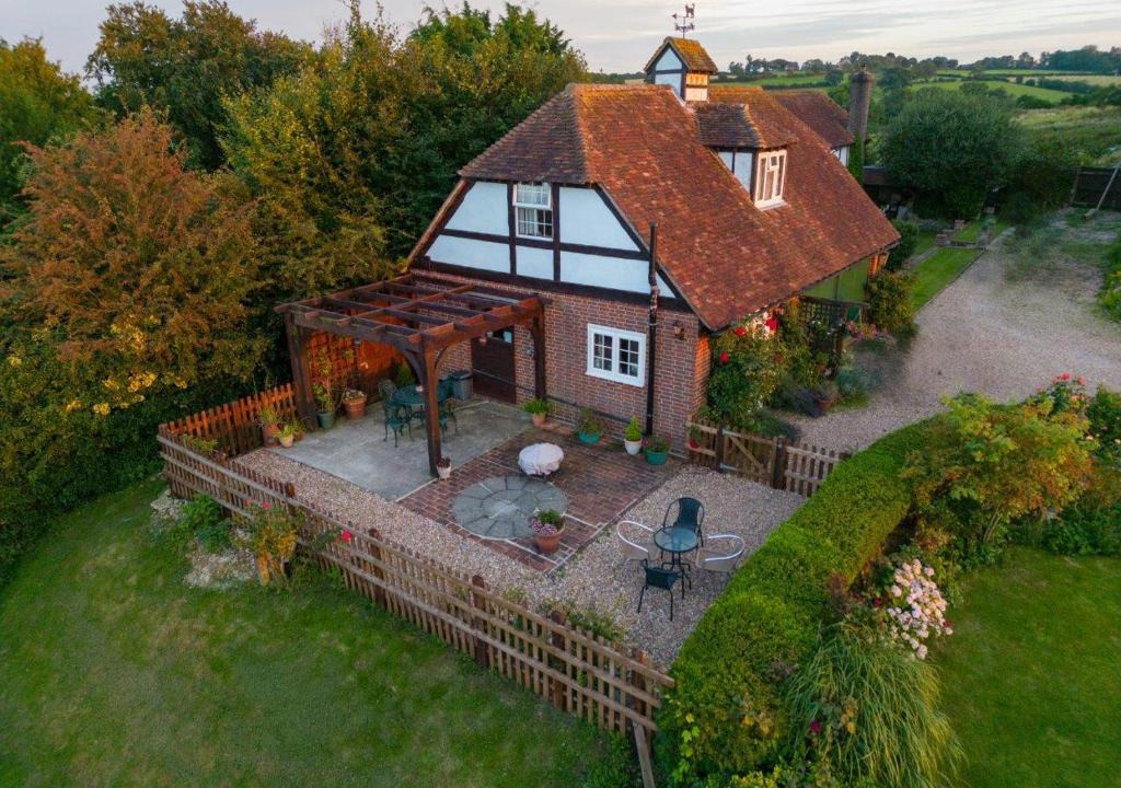 Iden House | Rose Cottage