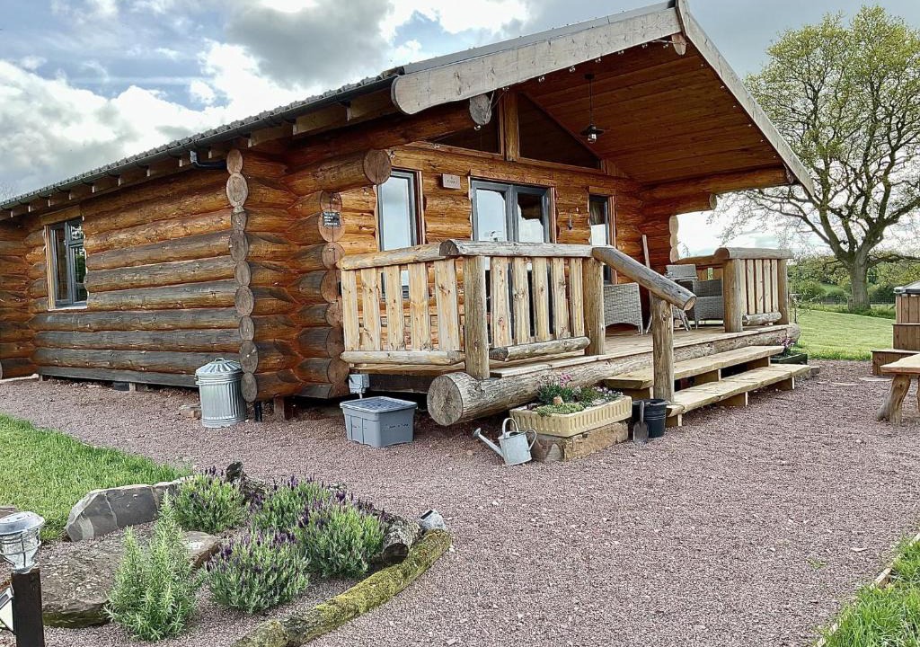 Upper Sapey House | Rowan - Tedstone Log Cabins