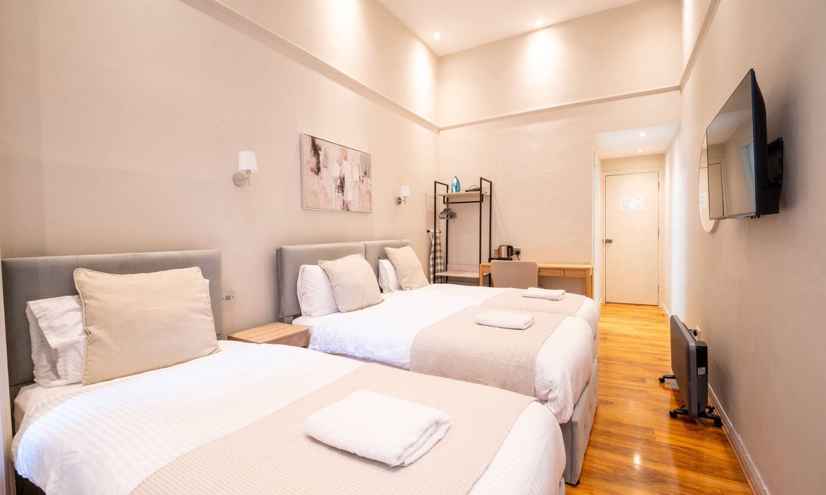 Earl's Court Hotel | Rushmore Hotel