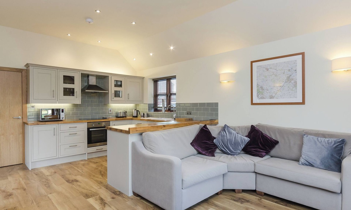 Yoxall Cottage | Saddleback Cottage - UKC2578