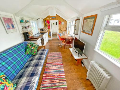 Bacton Other | Seaside Sunset Hut, Sandy & Quiet Norfolk Beach