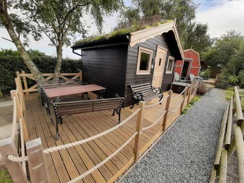 Fridaythorpe Apartment | Seaways glamping, Silverbirch