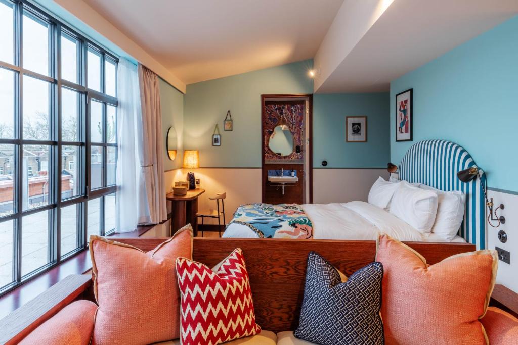 Chiswick Hotel | Second Nature Chiswick