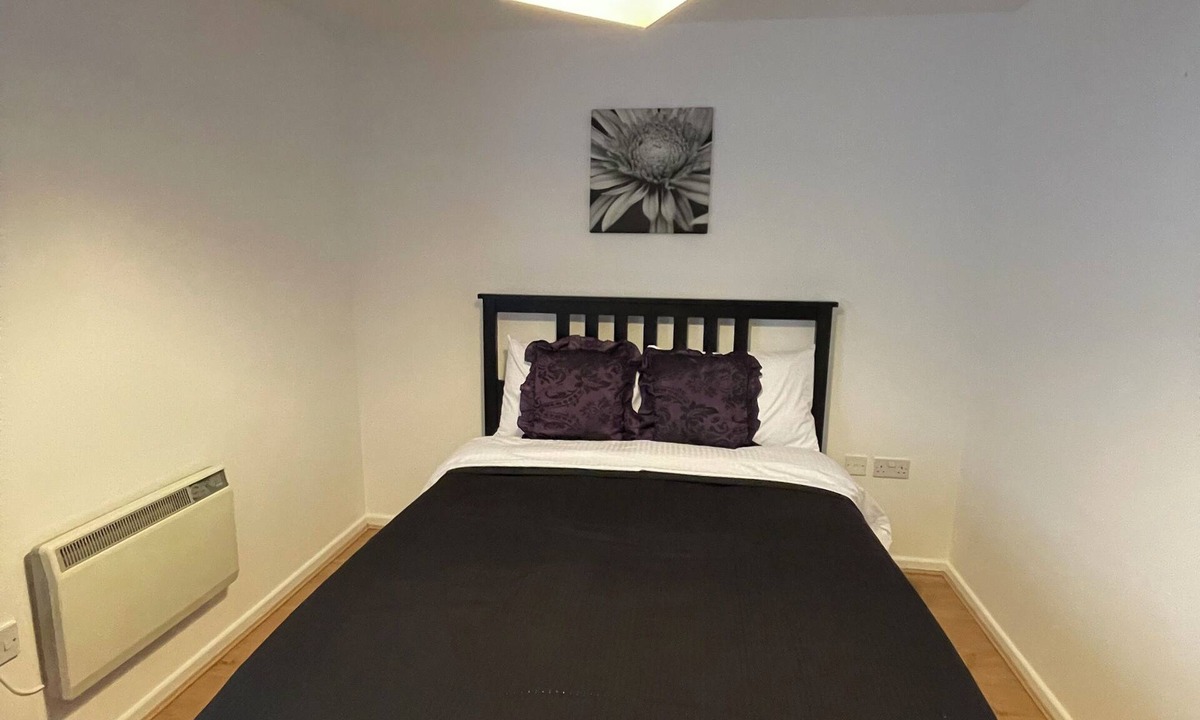 Stanwell Apartment | Sha Luxe Heathrow – Luxury 2-bedroom apartment