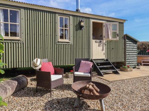 Crediton House | Shepherds Bliss