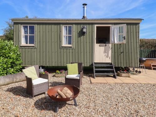 Crediton House | Shepherds Joy