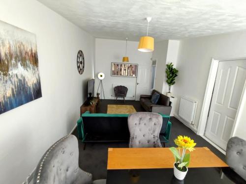 Wallsend Apartment | Sigma Haven, Free Parking