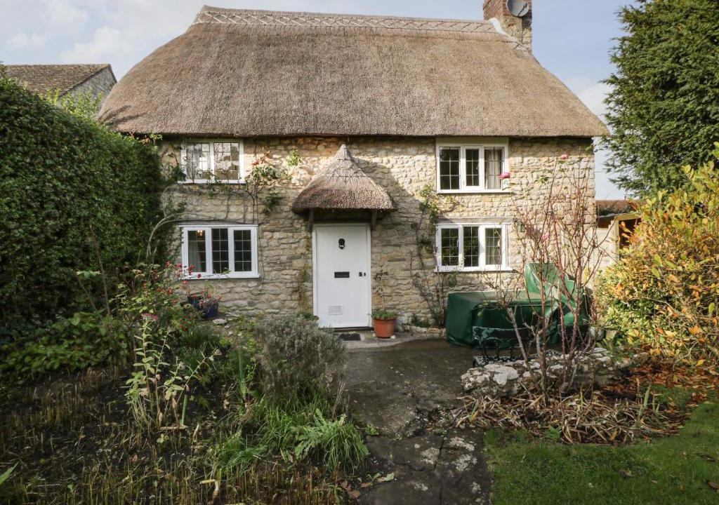 Sherborne House | Snowdrop Cottage