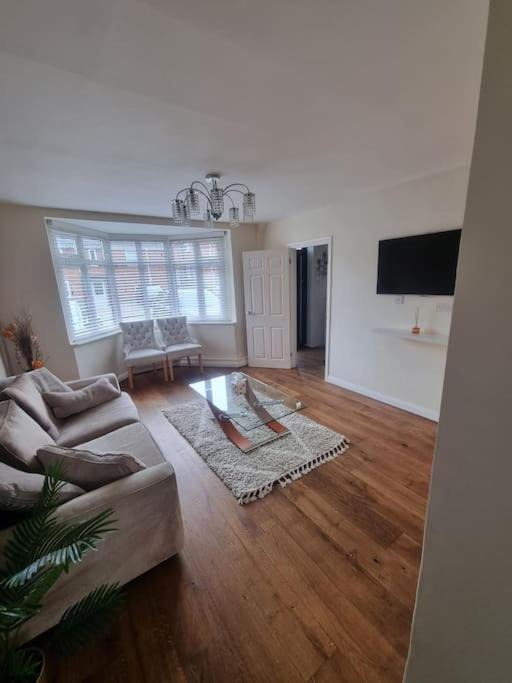Leicester House | Somers Lodge