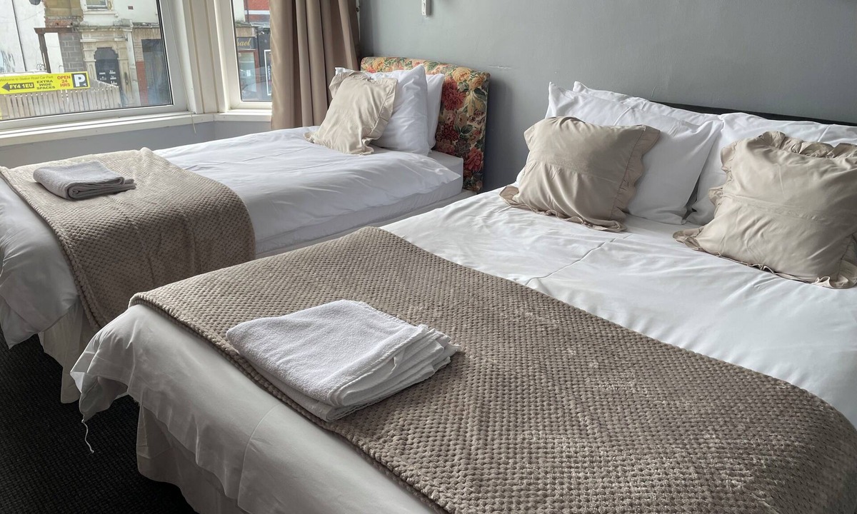 South Shore Hotel | Somerville Hotel