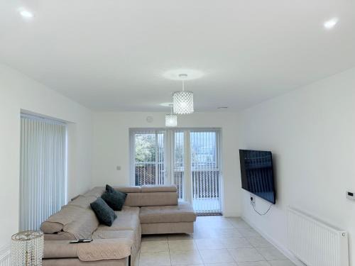 West Thurrock Apartment | Sorbus - Flat