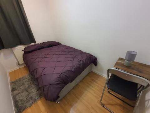Birch House | Spacious Double Bedroom WB Greater Manchester