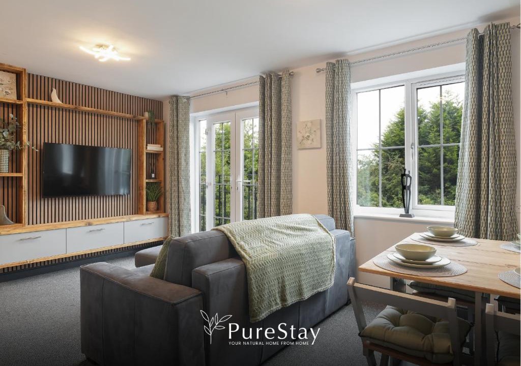 Sheffield Apartment | Spacious & Practical 2-Bedroom Sheffield Flat by PureStay