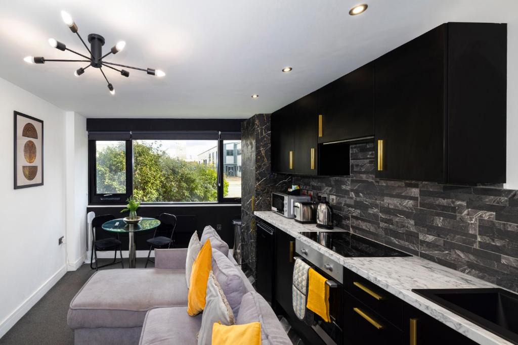Peterborough Apartment | Spacious & Stylish Self Contained Studio Apartments