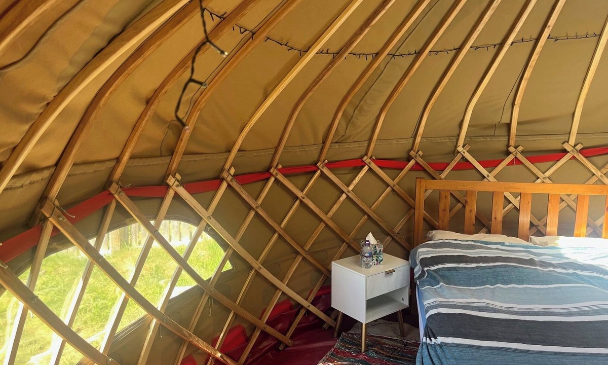 Contin Cabin | Spacious Yurt - Sleeps 2 -river and Mountain View