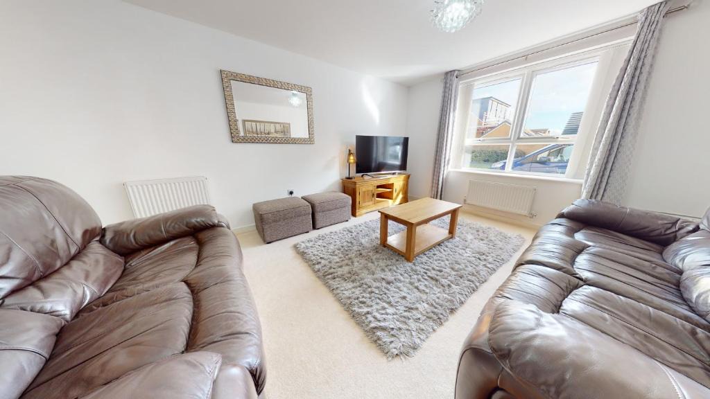 Patchway House | Sparrowbill House by Cliftonvalley Apartments