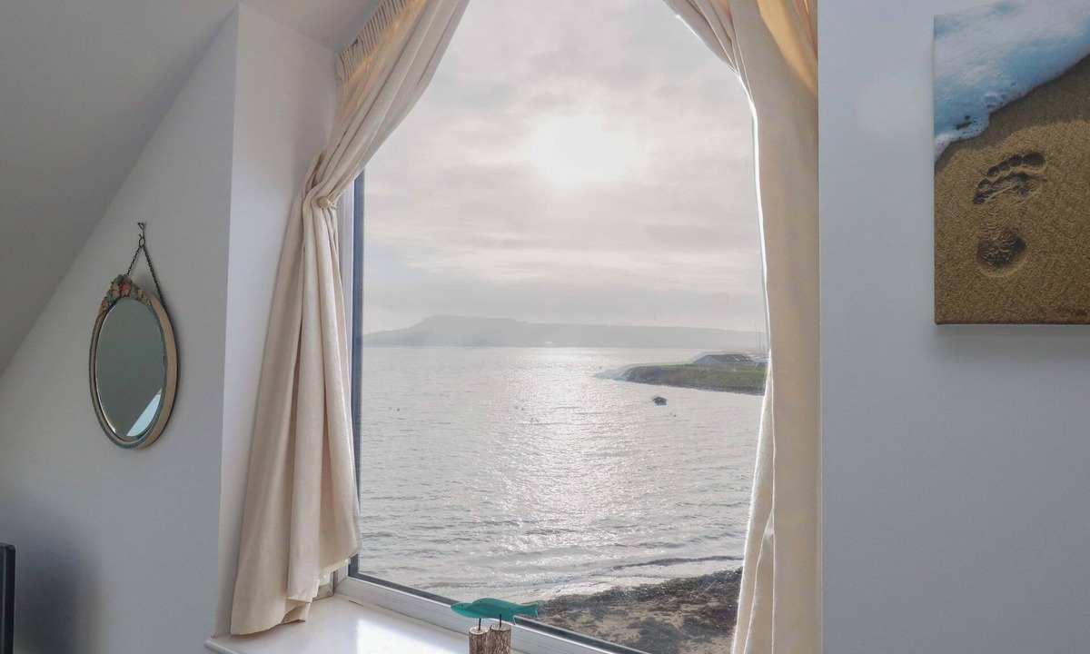 Wyke Regis Cottage | Still Waters