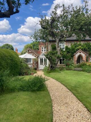 Holt Bed & Breakfast | Stone Cottage