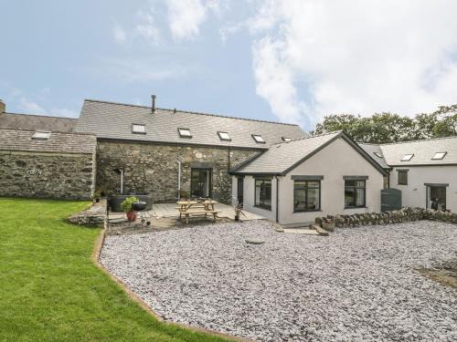 Menai Bridge House | Storws