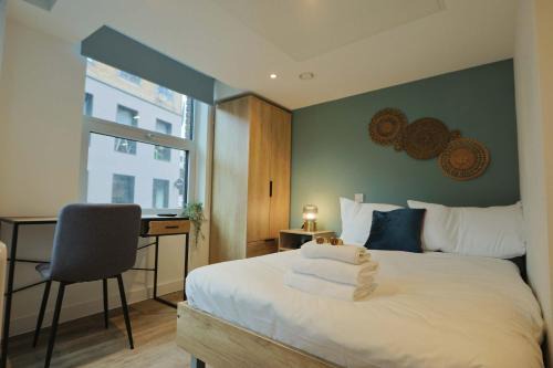 Bristol Floating Harbour Apartment | Studio Flat Close to Queen Square - Flat 3A