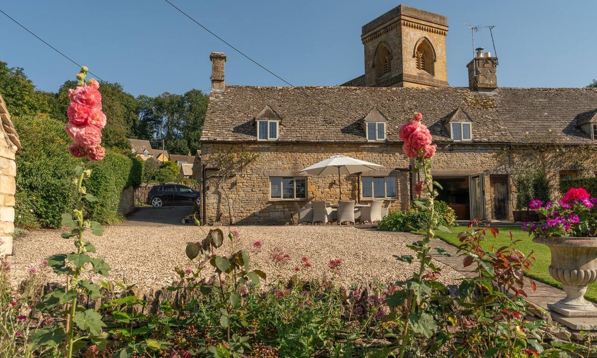 Snowshill Village Cottage | Stunning Cotswold Cottage in Snowshill