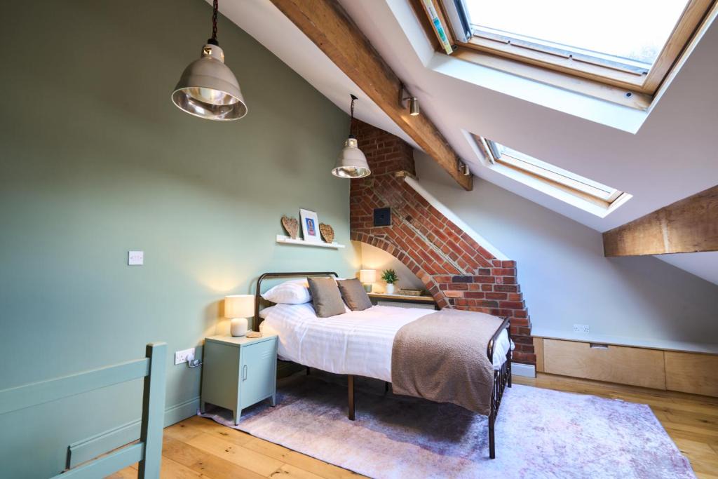 Wadsworth House | Stylish 2BR Home, Central Hebden Bridge Escape, Boho House