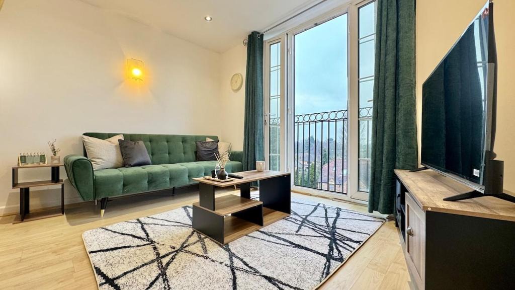 Doncaster Apartment | Stylish & Comfortable 2-Bedroom Flat in Bessacarr, Doncaster