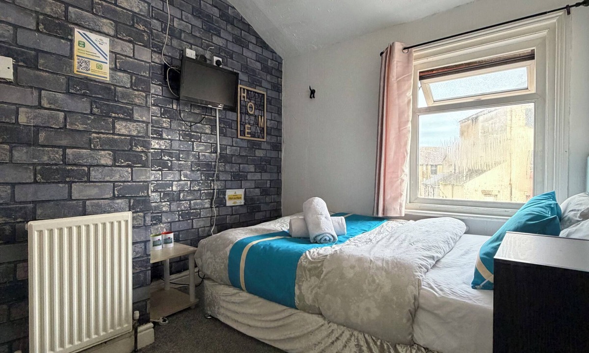 Blackpool Town Center Hotel | Suncrest Hotel