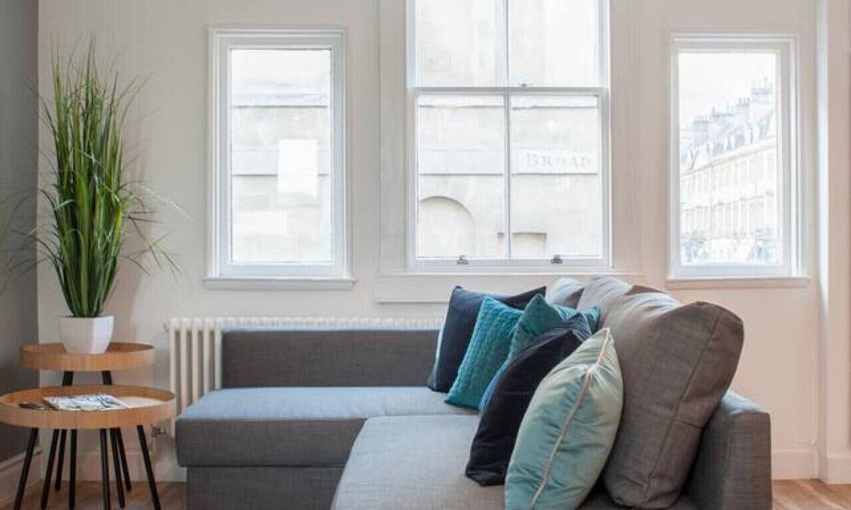 Bath Apartment | Superb location|short walk to Roman Baths|2 beds