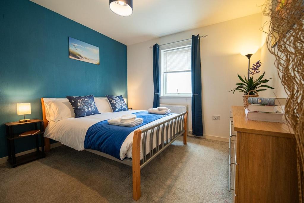 Thurso Apartment | Surfer 2Bed GF Flat Central Thurso, Parking, Fibre