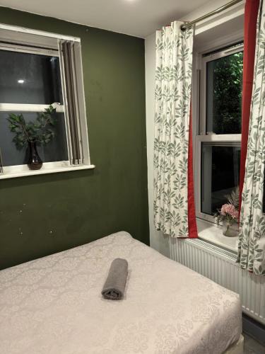 Broad Green Apartment | Sw16Room