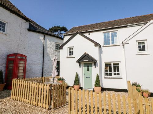 Watermouth House | Swallow Cottage