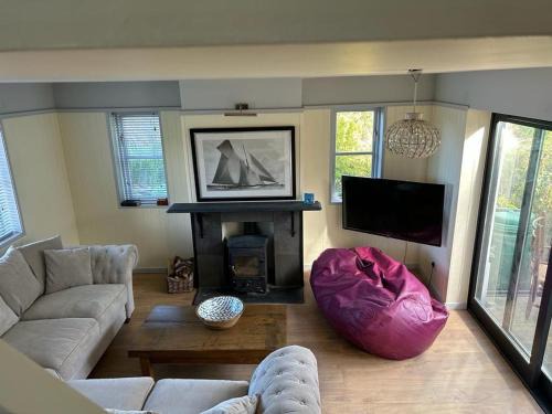Dinas Cross House | Swn Y Mor