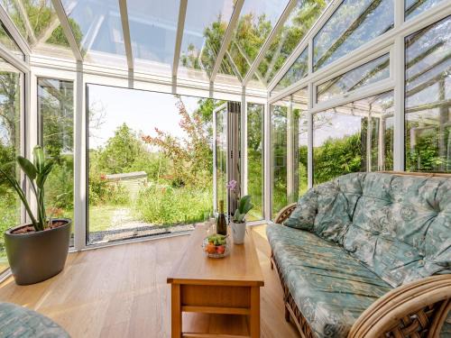 Narberth House | Tan Y Castell Cottage - Llanmill