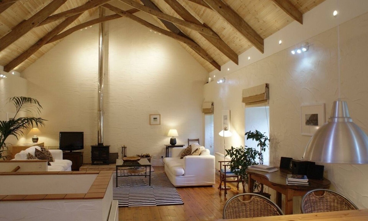 Kingsbridge Cottage | The Barn