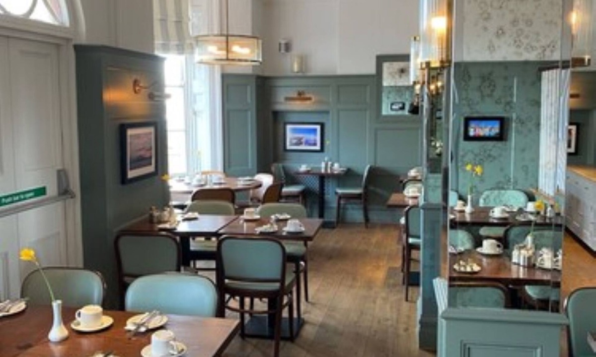 Seafront Hotel | The Beach Hotel