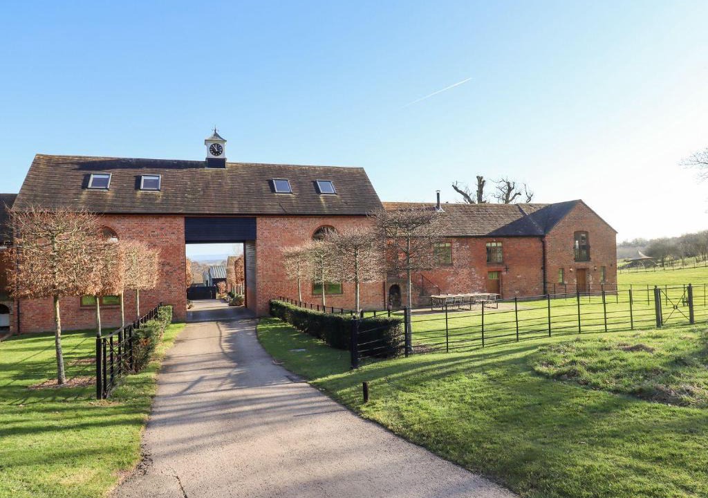 Moreton House | The Carthouse