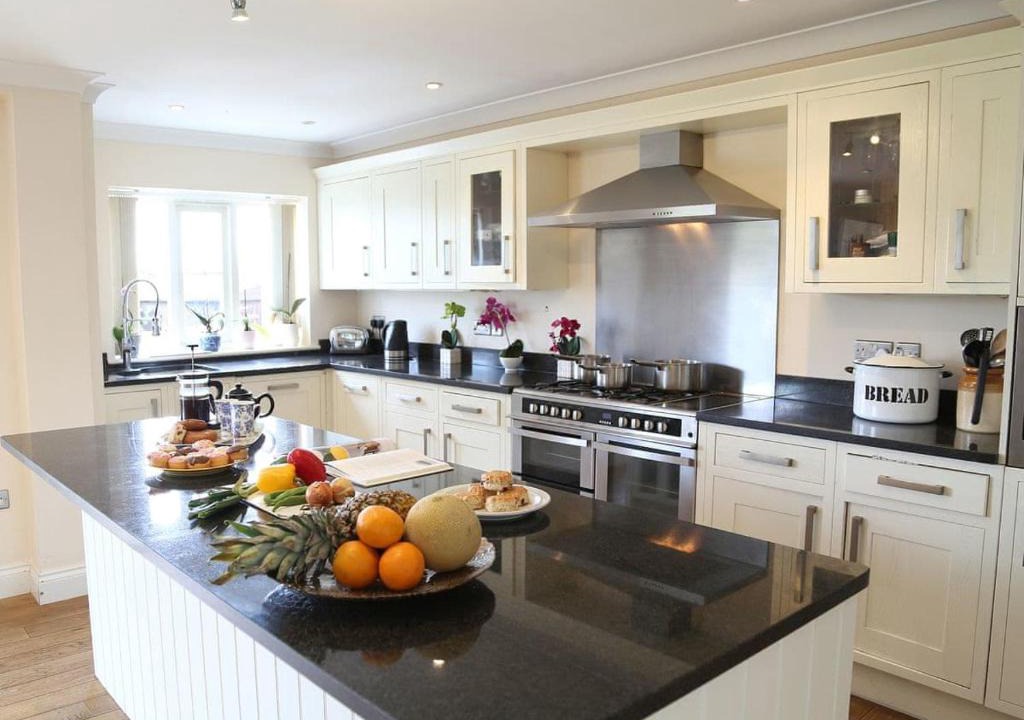 Waltham House | The Chestnuts