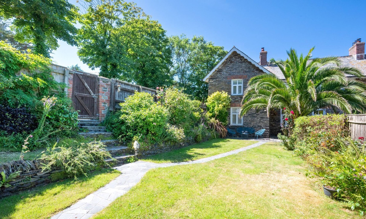 Boscastle House | The Chestnuts - Three Bedroom House, Sleeps 5