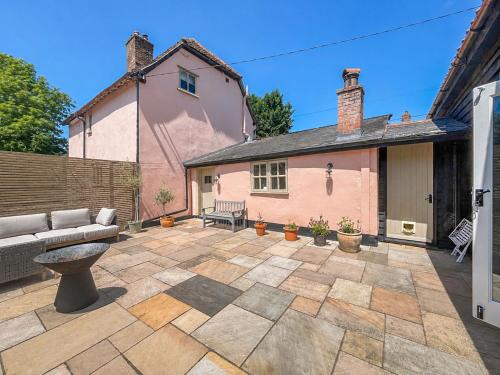Chelsworth House | The Cottage
