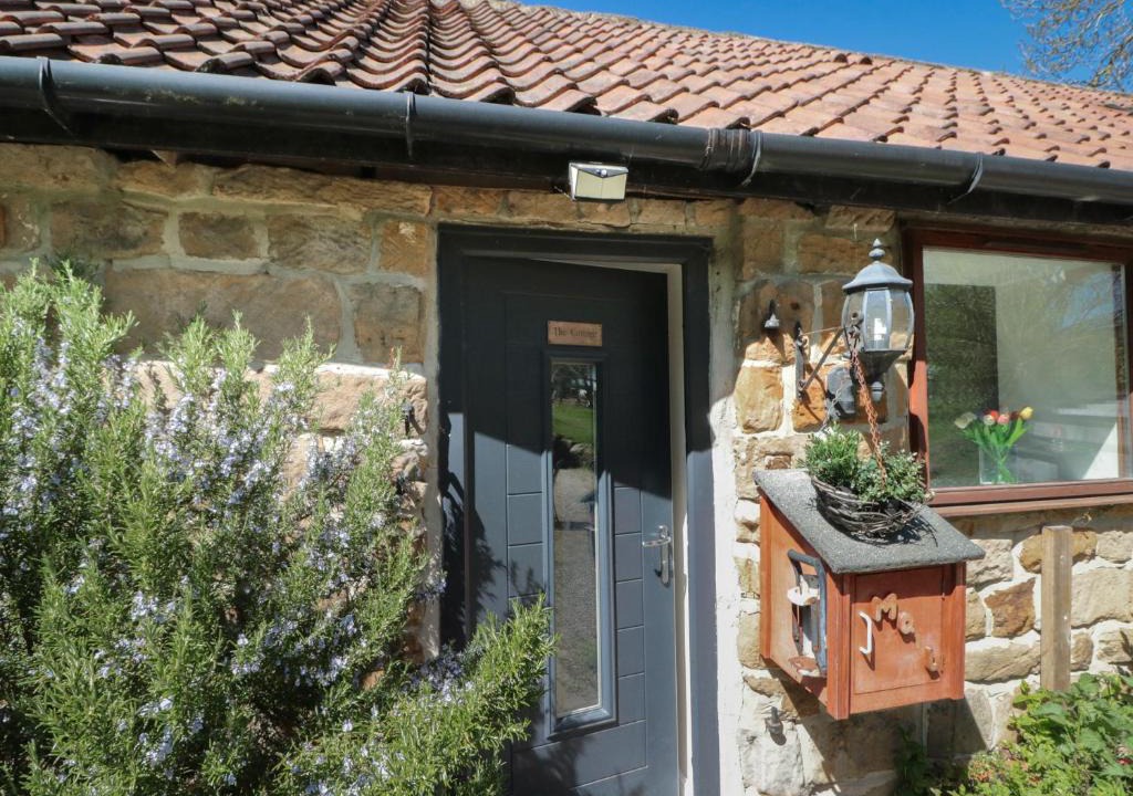 Carlton-in-Cleveland House | The Cottage