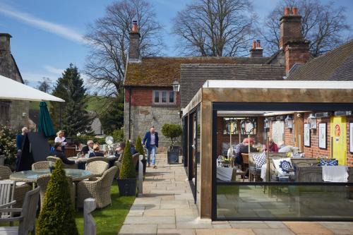 Ellastone Hotel | The Duncombe Arms