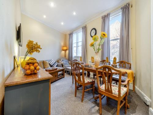 Whitchurch House | The Flat