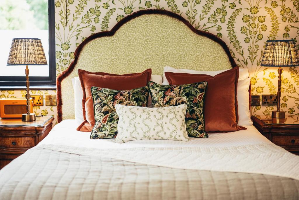 Hathersage Hotel | The George