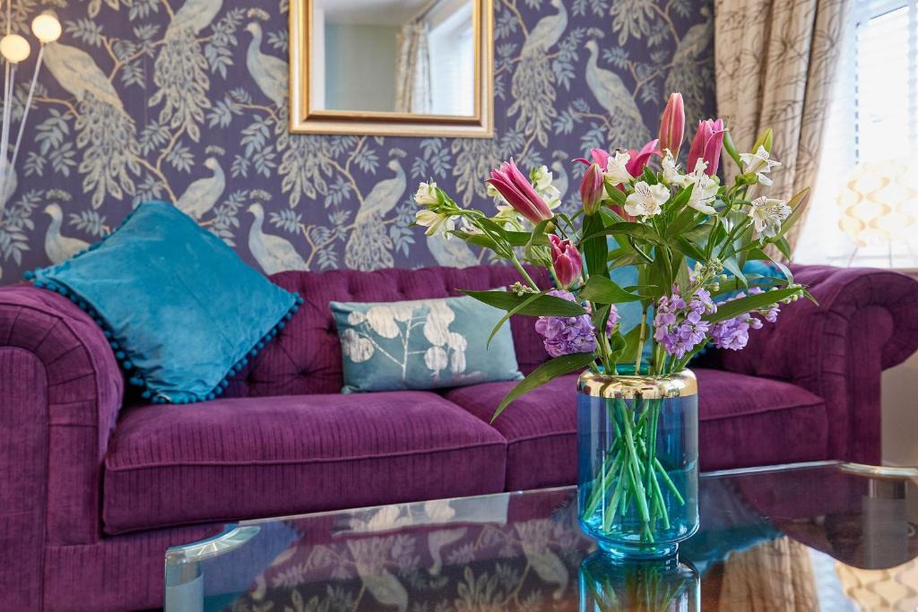 Harrogate City Centre Apartment | The Granville - Delightful 2-bed Victorian Apartment