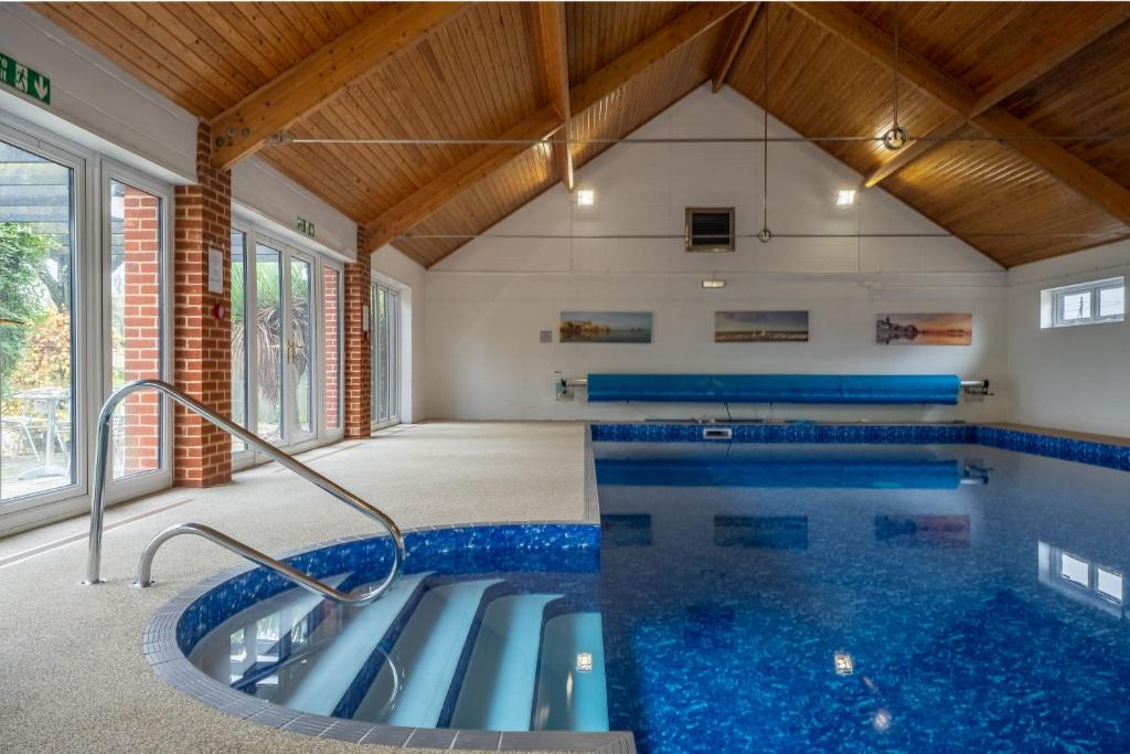 Aldborough House | The Heydon